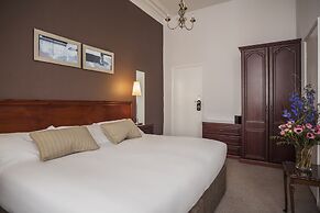 OYO Devonshire Park Hotel