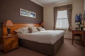 OYO Devonshire Park Hotel