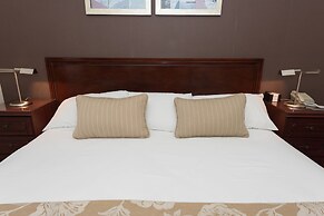 OYO Devonshire Park Hotel
