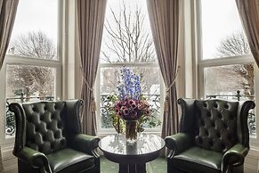 OYO Devonshire Park Hotel