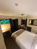 The Redwell Inn