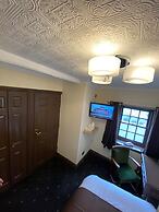 The Redwell Inn