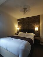 The Redwell Inn