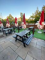 The Redwell Inn