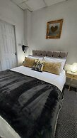 Rock Dene Hotel