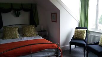 The Groveside Guest House