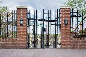 Waveney House Hotel