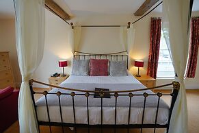 Waveney House Hotel