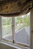 Waveney House Hotel
