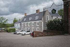Waveney House Hotel