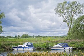 Waveney House Hotel