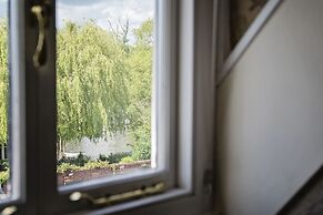 Waveney House Hotel