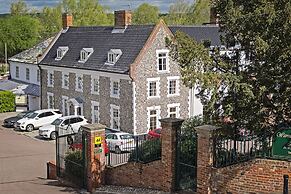 Waveney House Hotel