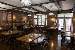 The Georgetown Inn
