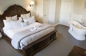The Georgetown Inn