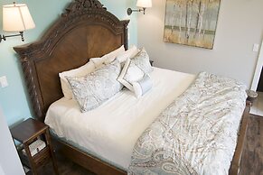 The Georgetown Inn