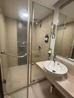 Iris Hotel
