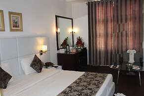 The Manor Hotel