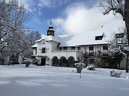 Hotel Schloss Leonstain