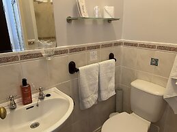 Bowden Lodge Hotel