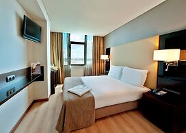 TURIM Alameda Hotel