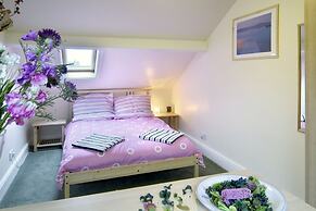 Discovery Accommodation