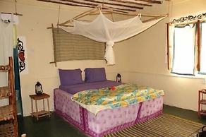 Twisted Palms Lodge & Restaurant