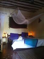 Twisted Palms Lodge & Restaurant