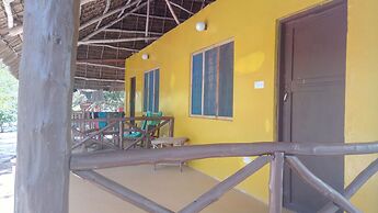 Twisted Palms Lodge & Restaurant
