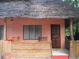 Twisted Palms Lodge & Restaurant