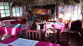 Twisted Palms Lodge & Restaurant