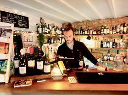 The Mousetrap Inn