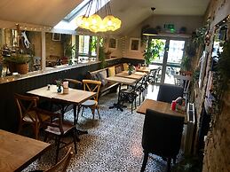 The Mousetrap Inn