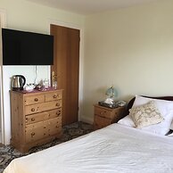 Orchard Manor - Guest house