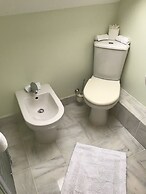 Orchard Manor - Guest house