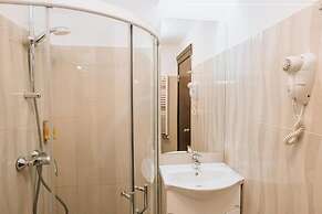 Hotel Duke Armeneasca