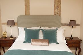 The Greyhound Inn