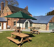 The Greyhound Inn