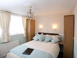 Diadem Hotel