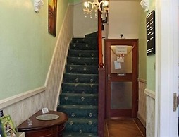 Diadem Hotel