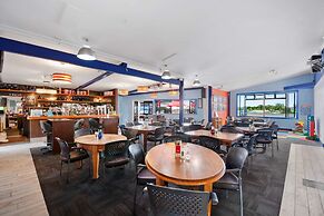 Comfort Inn Westshore Beach
