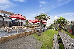 Comfort Inn Westshore Beach