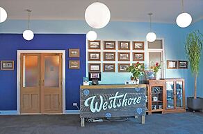 Comfort Inn Westshore Beach