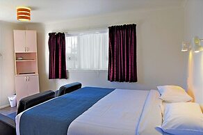 Comfort Inn Westshore Beach