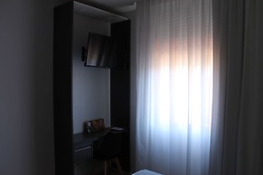 Hotel Barajas Plaza Madrid