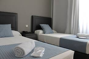 Hotel Barajas Plaza Madrid