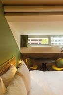 FLOATS by H2OTEL