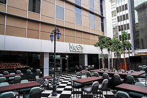 ibis Mall Avenue Dubai