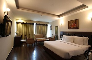 Hotel Saptagiri