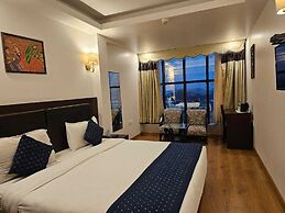 Hotel Saptagiri